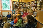 Foto - V knihovně