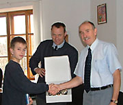 Přijetí Ondry Jirků na dačické radnici starostou R. Hájkem a místostarostou P. Habrem foto z radnice
